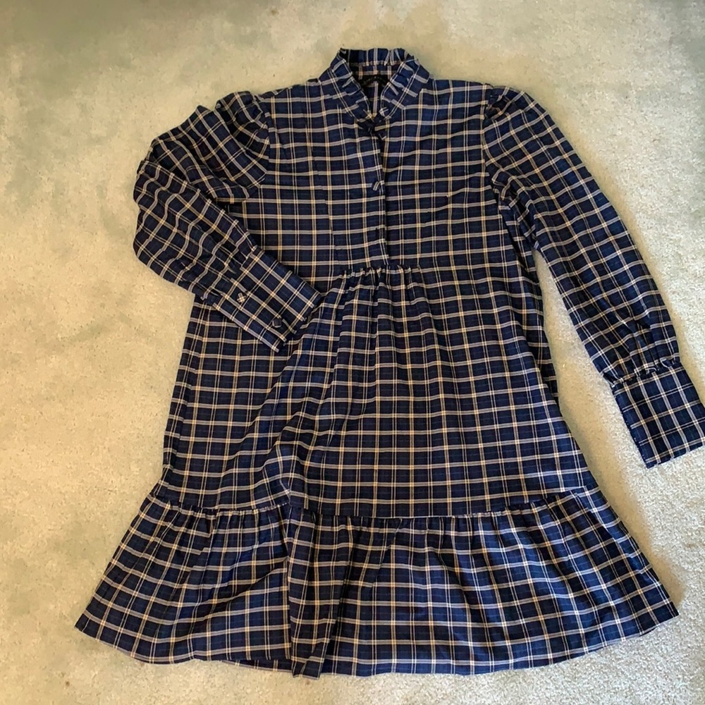 Long sleeve pretty dress